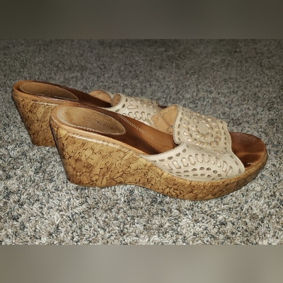 Kravings | Leather Wedge Slide Mules with Open-Toe Design - Picture 3 of 5